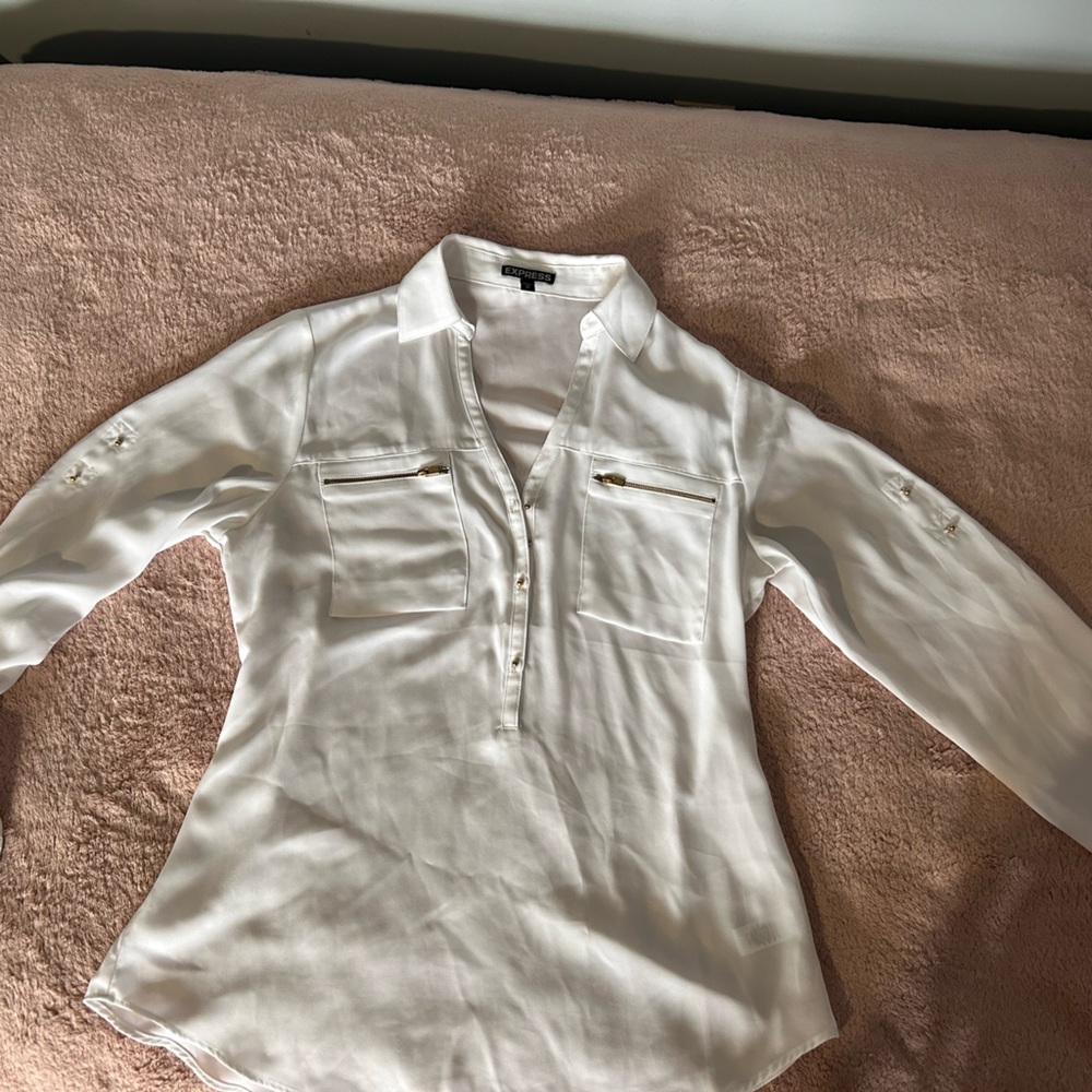 Express button up blouse - Picture 3 of 6